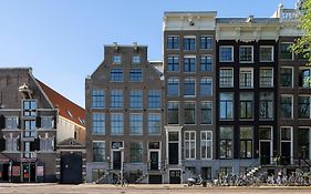 Centre Harbour Apartments  3*
